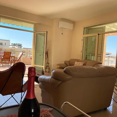公寓 Seaview Penthouse *